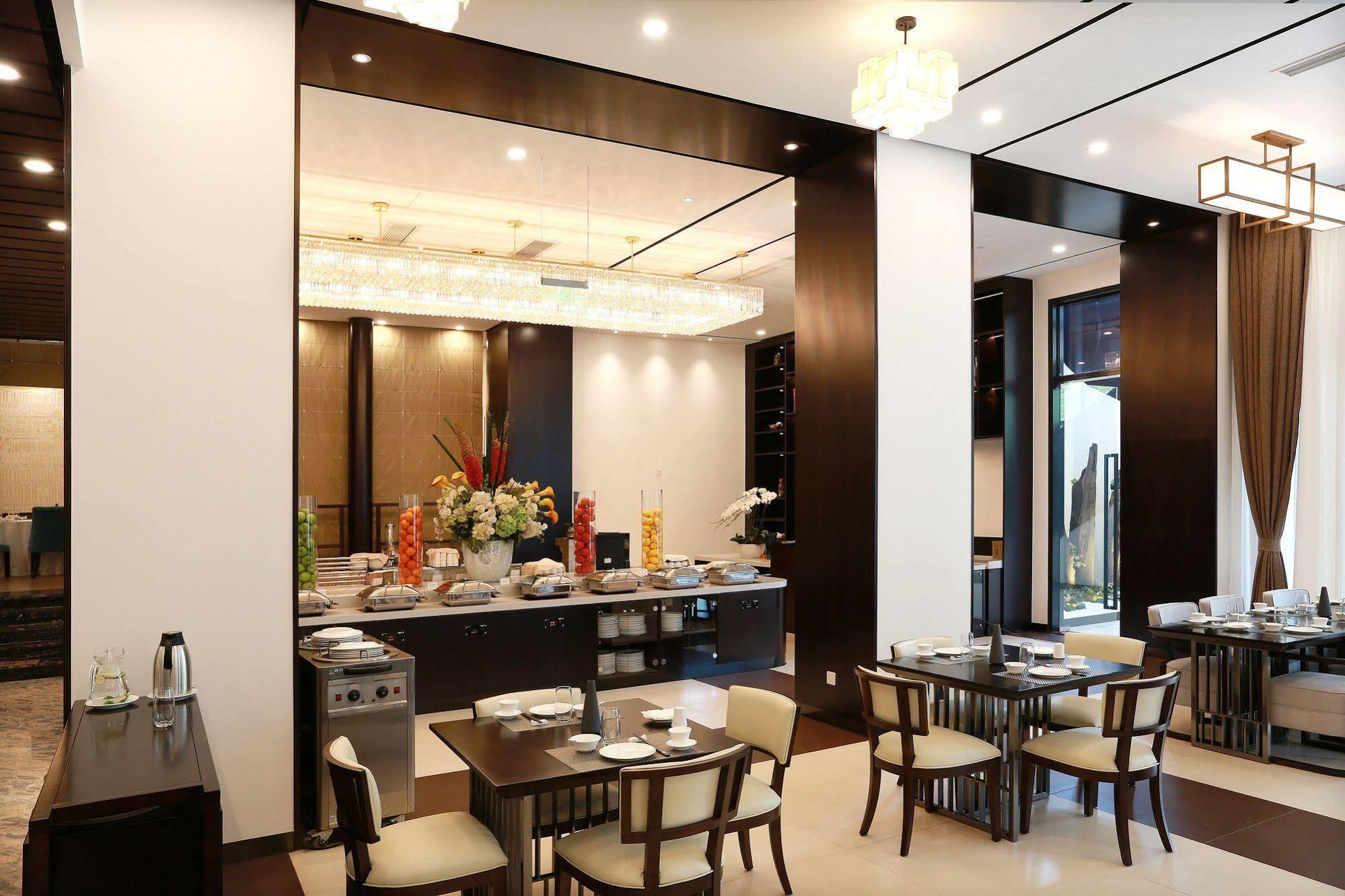 Khách sạn Benjoy - Jinqiao Branch